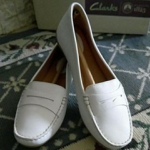 Clarks Doraville Nest Leather Loafers